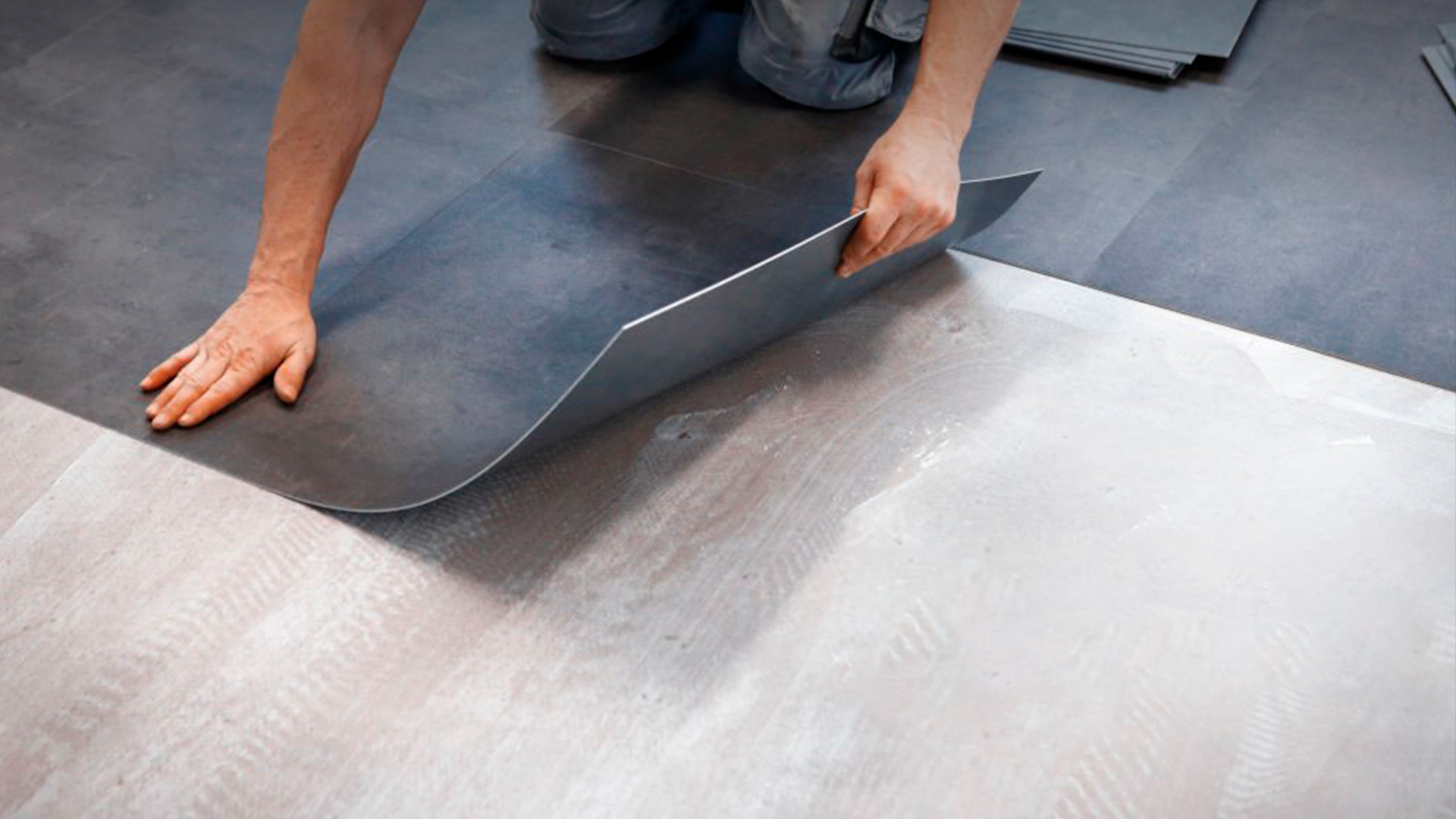 Sol souple : PVC, lino, vinyle… lequel choisir pour quel usage ?