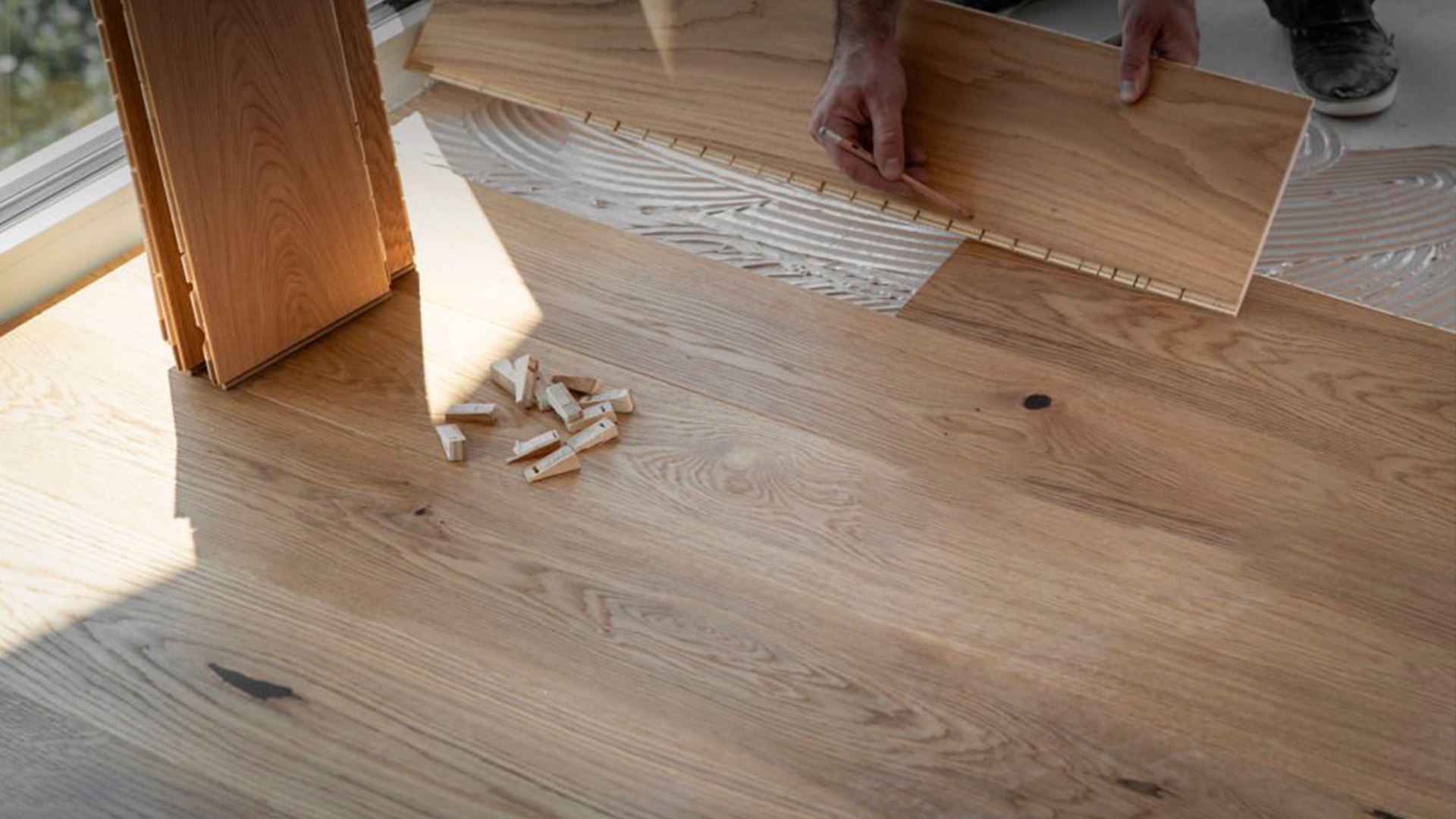 Choisir le bon parquet pour son intérieur : types, pose et finitions